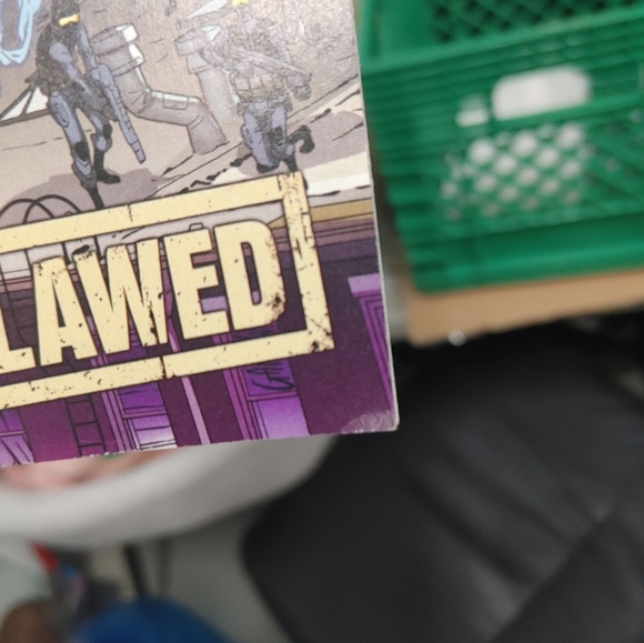 Miles Morales: Spider-Man #17 - Outlawed Story Arc - Picture 4 of 4